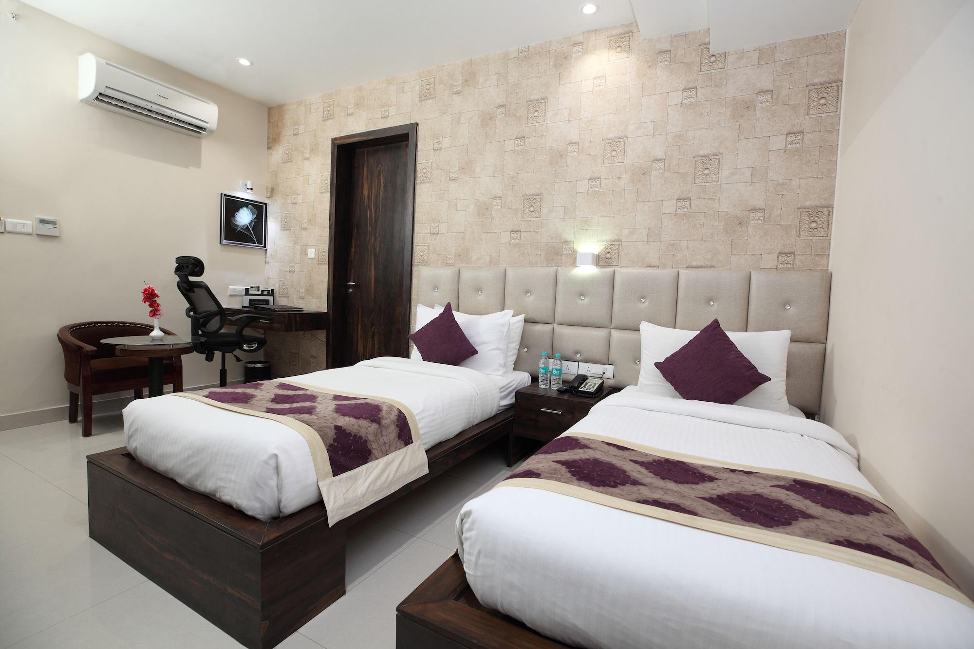Pinnacle By Click Hotels, Lucknow Exterior foto