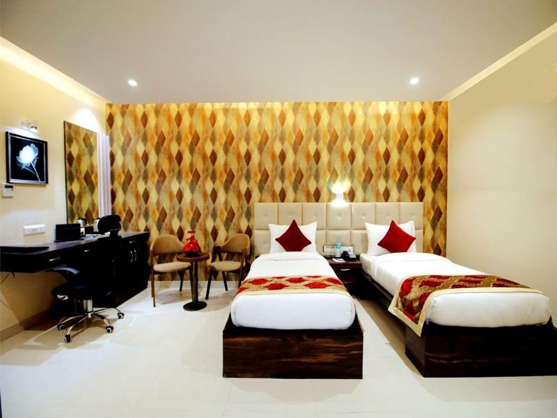 Pinnacle By Click Hotels, Lucknow Exterior foto
