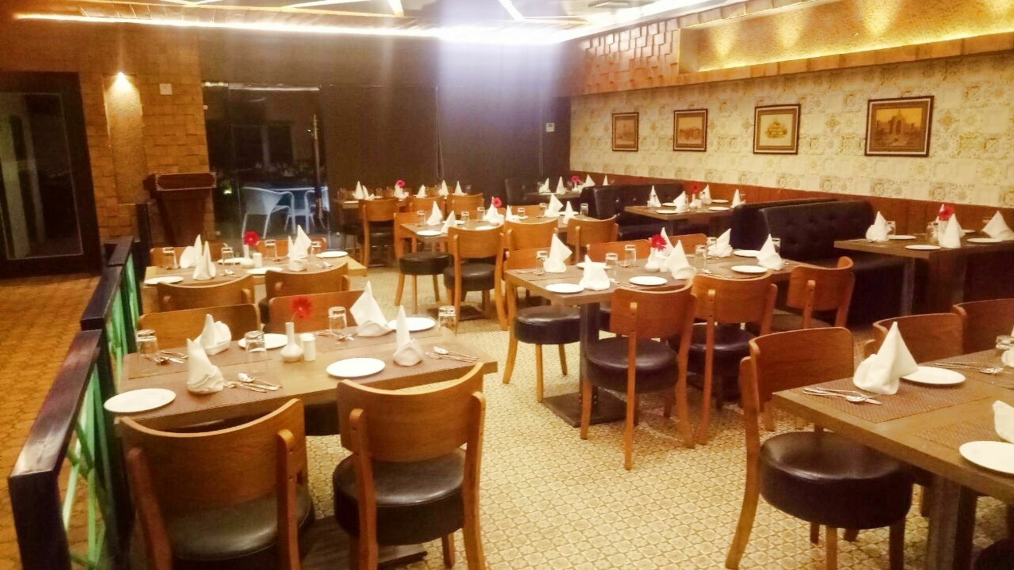 Pinnacle By Click Hotels, Lucknow Exterior foto