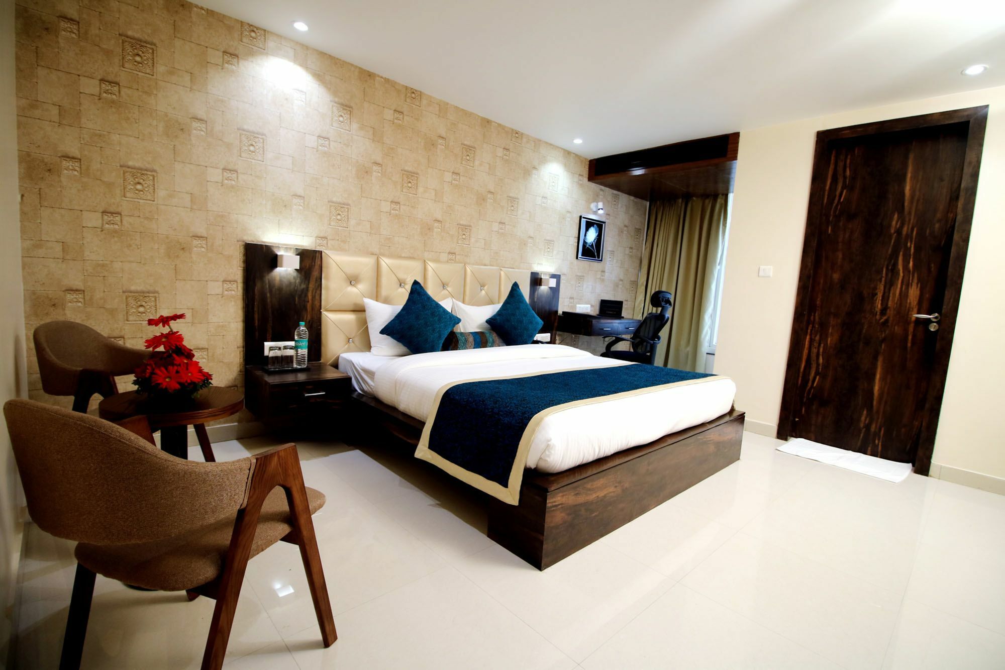 Pinnacle By Click Hotels, Lucknow Exterior foto