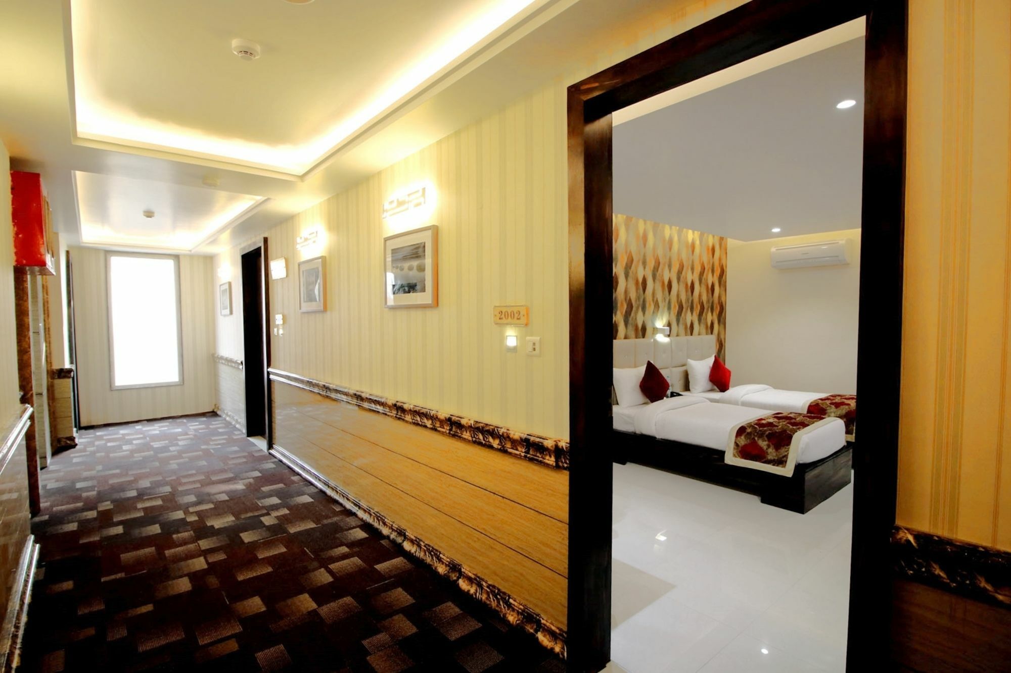 Pinnacle By Click Hotels, Lucknow Exterior foto
