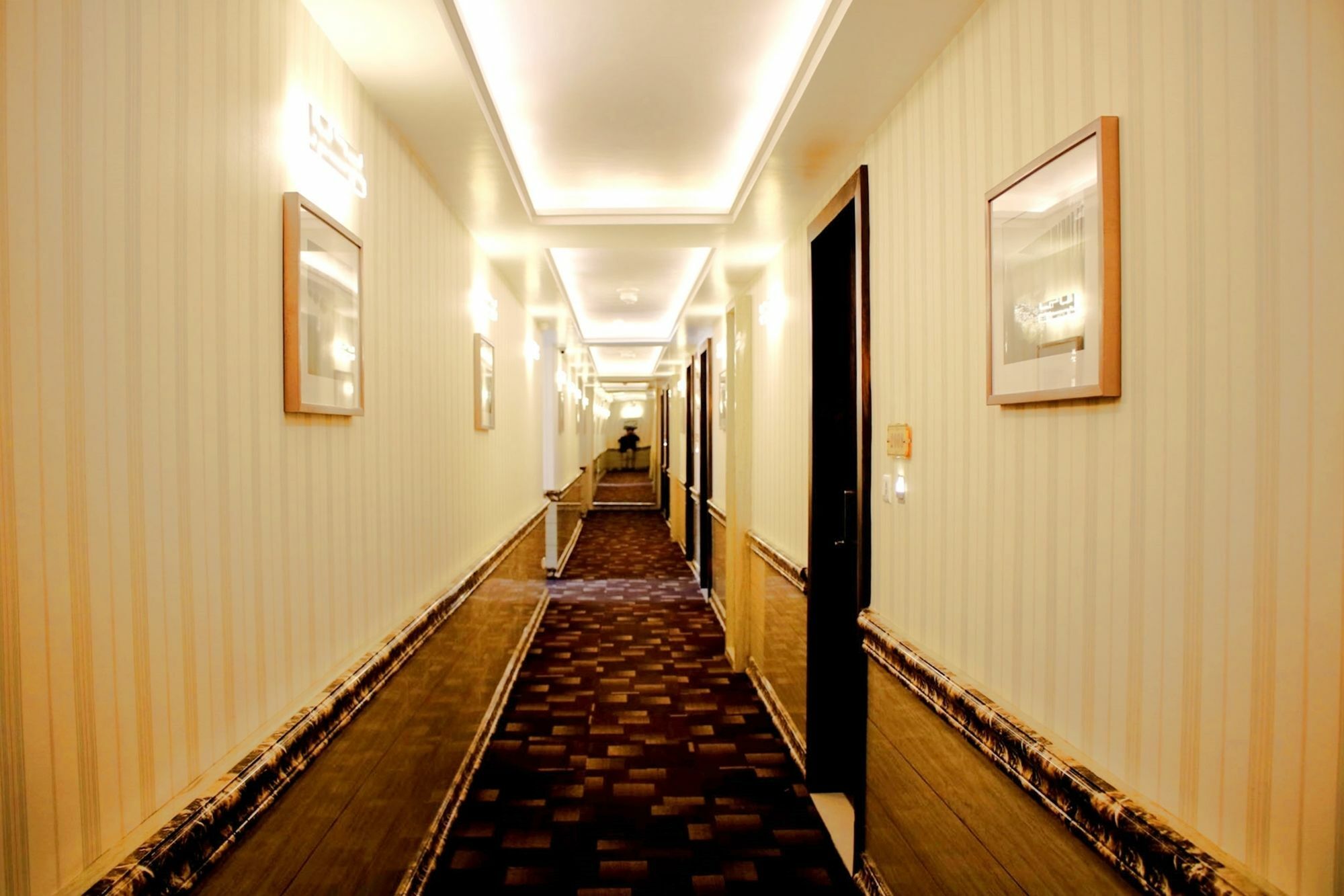 Pinnacle By Click Hotels, Lucknow Exterior foto