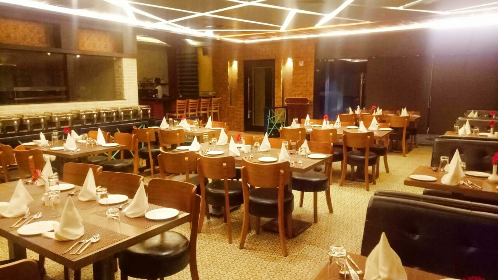 Pinnacle By Click Hotels, Lucknow Exterior foto